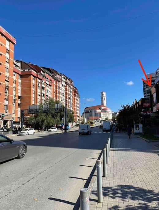 Modern & Rustic Apartment - City Center. Pristina Extérieur photo